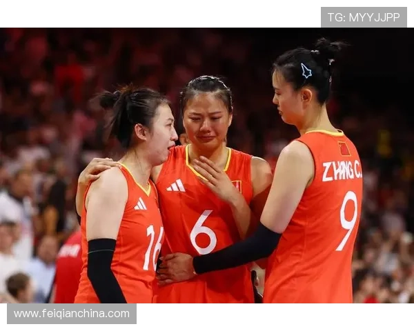 中国队逆转夺冠激战全场展现坚韧精神引爆全国体育热潮