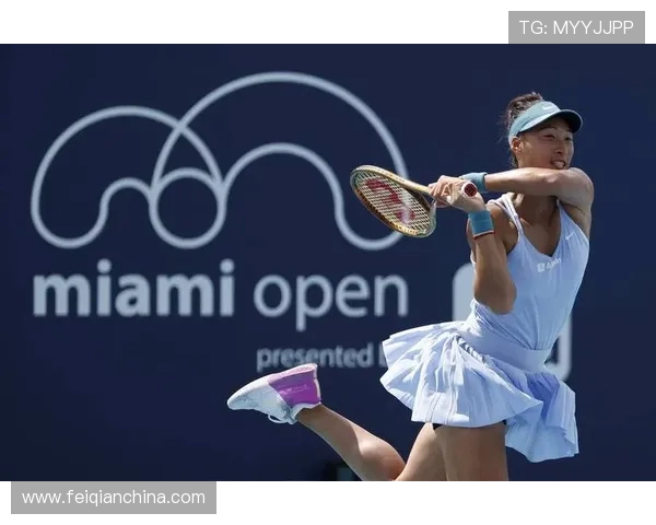 网球赛季新篇章开启 世界顶级选手争夺年度冠军殊荣