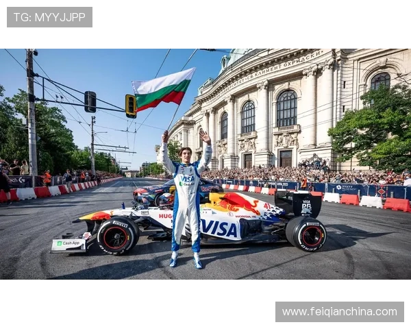 F1赛季变局：梅赛德斯和红牛持续争锋 新车设计影响赛季走向