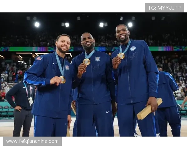 《勇士大胜湖人库里与詹姆斯激烈对决杜兰特伤情更新》